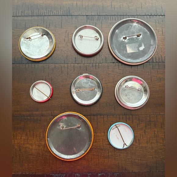 Vintage Button Pin Collection - Picture 2 of 11